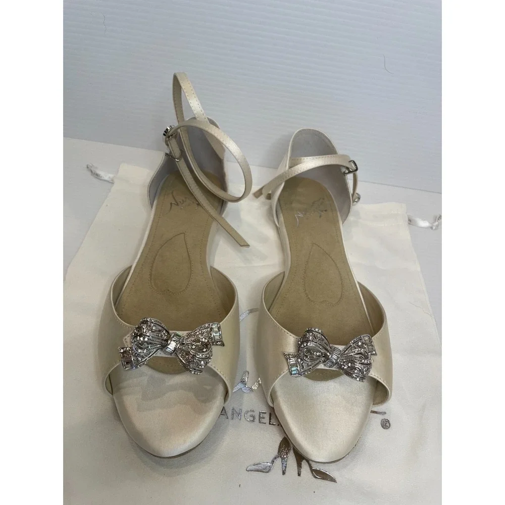 Angela Nuran Audrey Dyeable Silk Tiny Wedge Shoes White Size US 8‎ MSRP $345 NIB